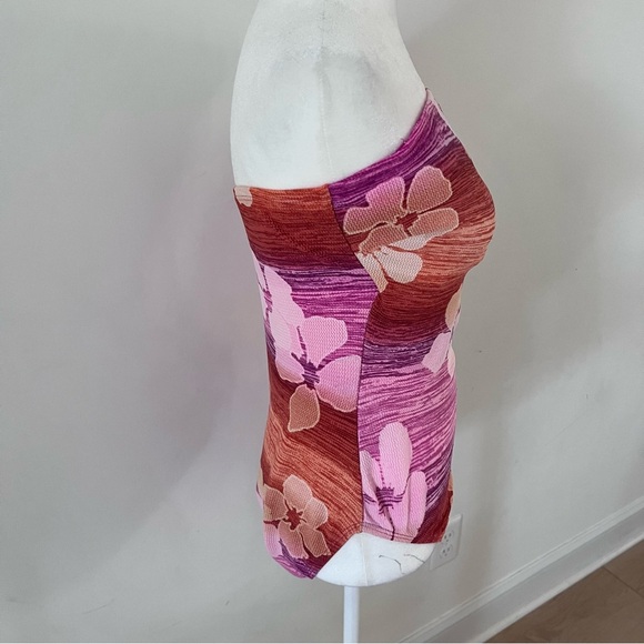 Coral Key Hawaiian Flower Gradient Print Vintage One Piece Swimsuit - Picture 3 of 5